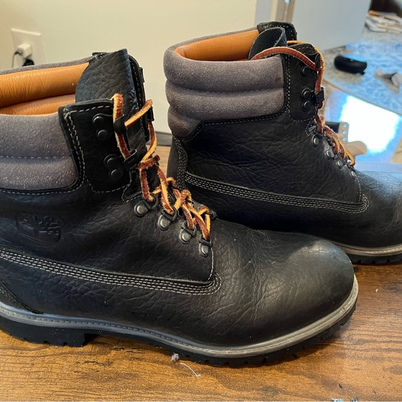 Timberlands, size 13, all in excellent condition. - Picture 3 of 7